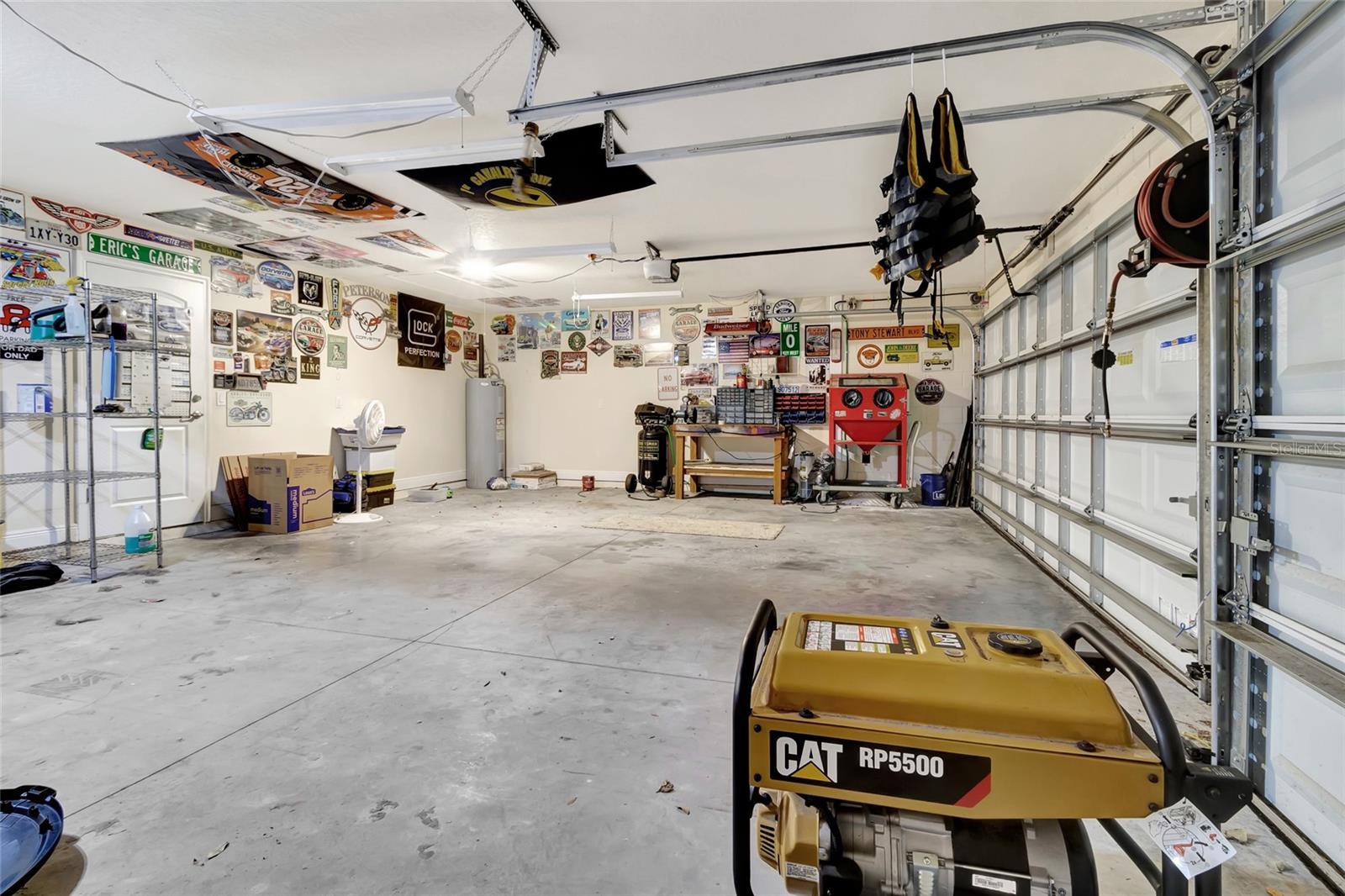 2301 ANGEL FISH LOOP