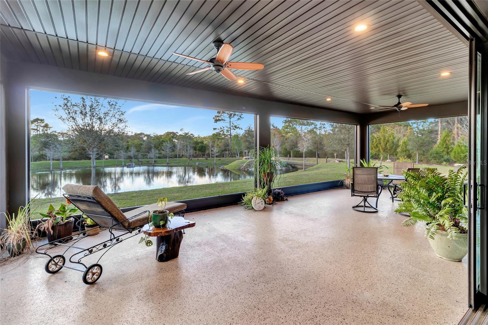 7330 CRABGRASS RD
