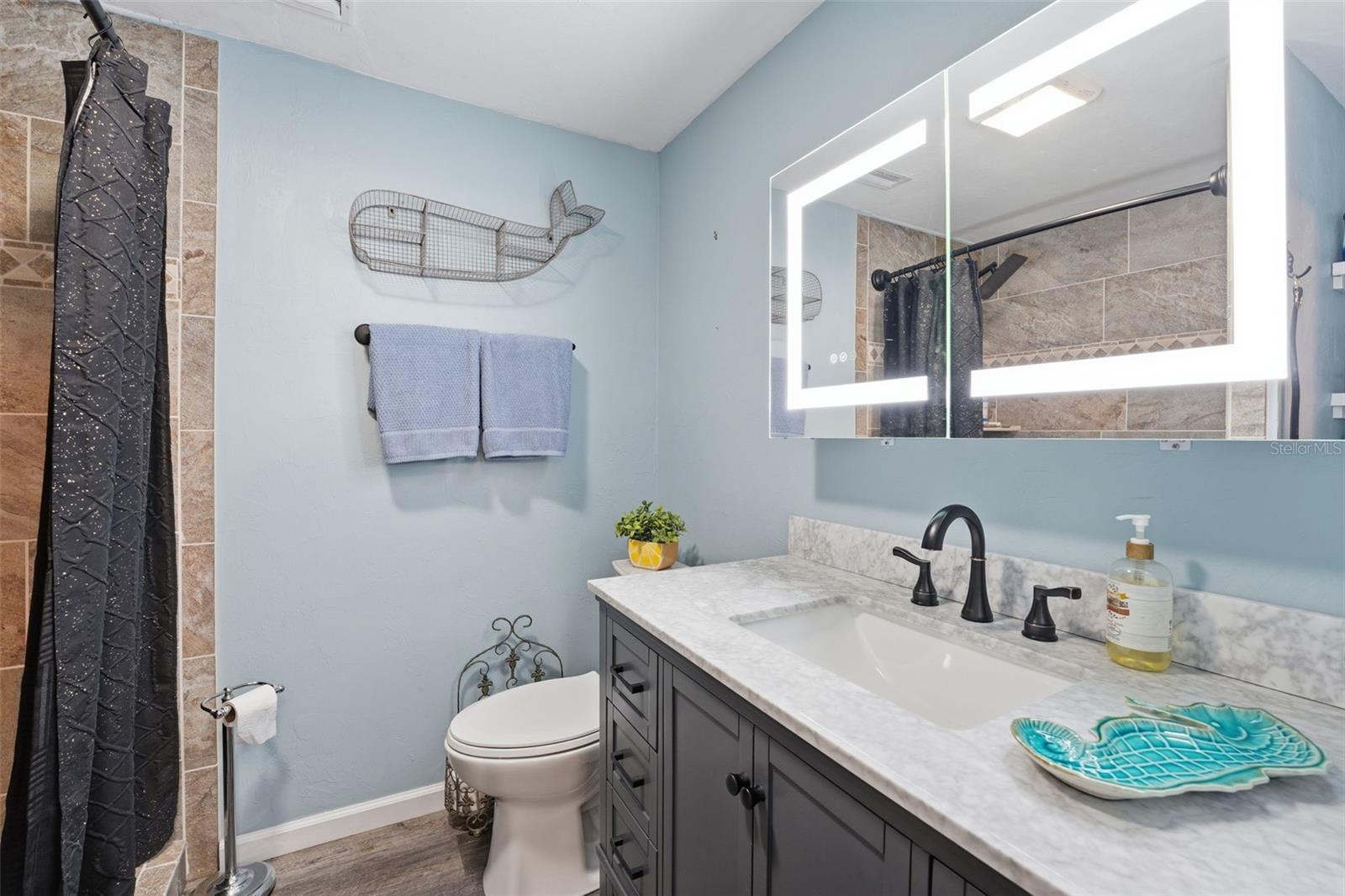 1135 NW PINE CREEK AVE