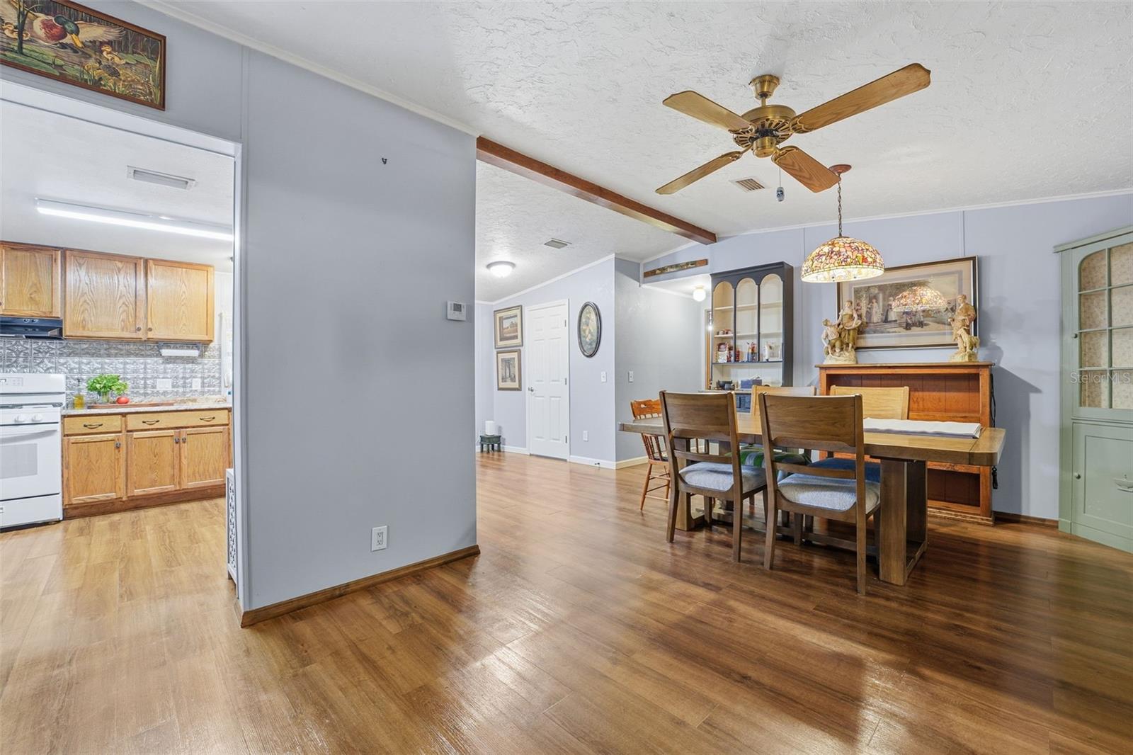 1135 NW PINE CREEK AVE