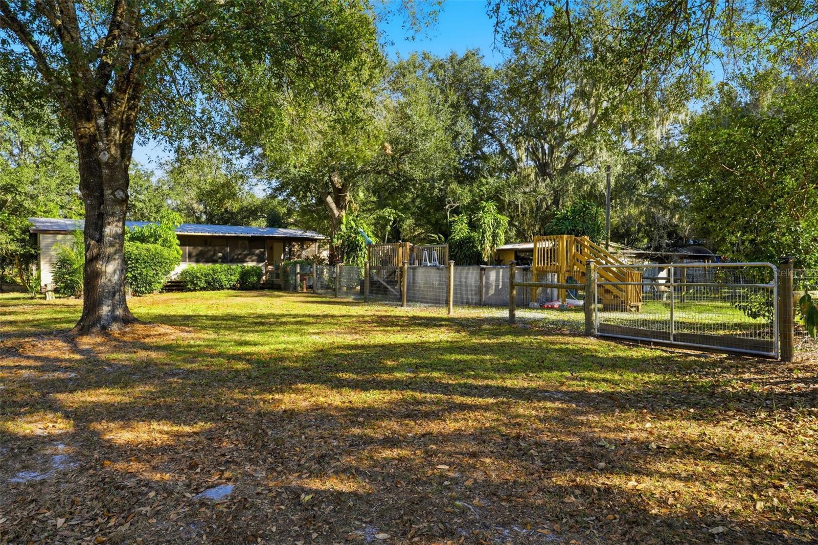 1135 NW PINE CREEK AVE