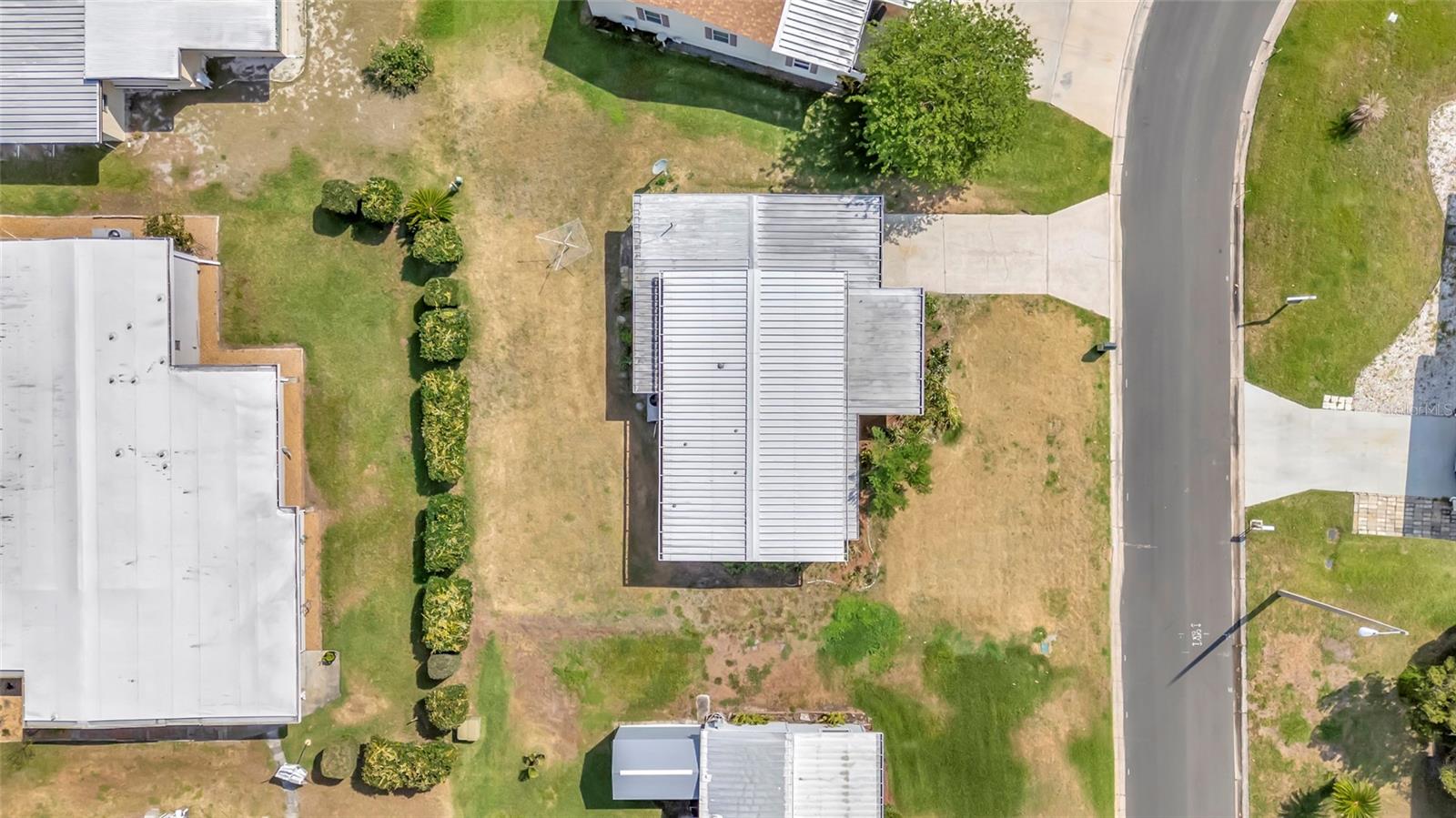 1123 FOREST LN