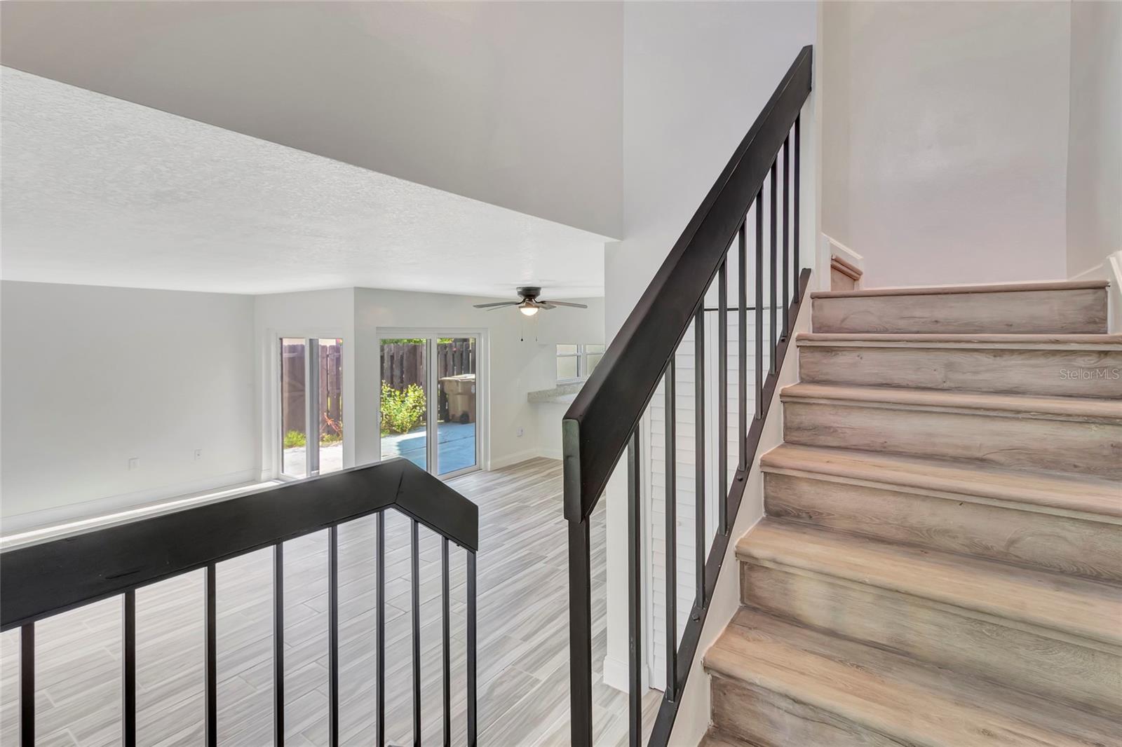501 HUNTER CIR