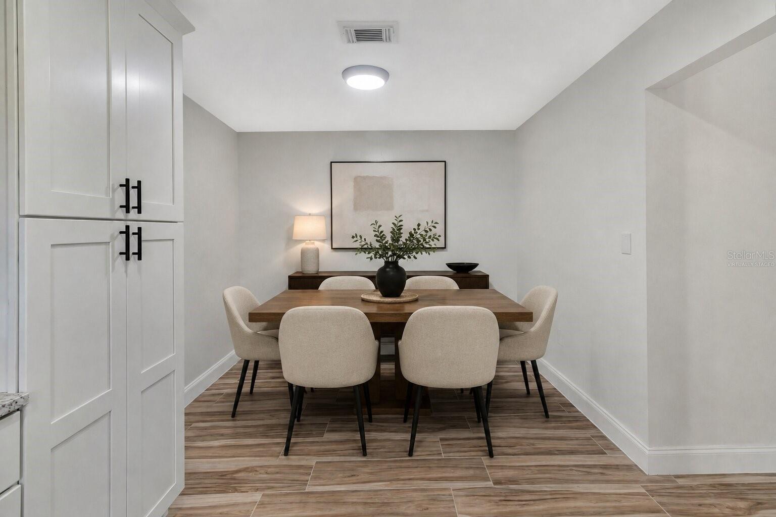 501 HUNTER CIR