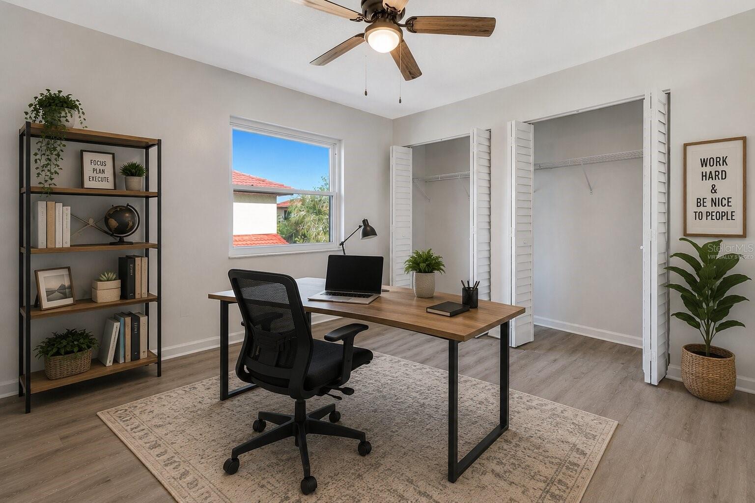 501 HUNTER CIR