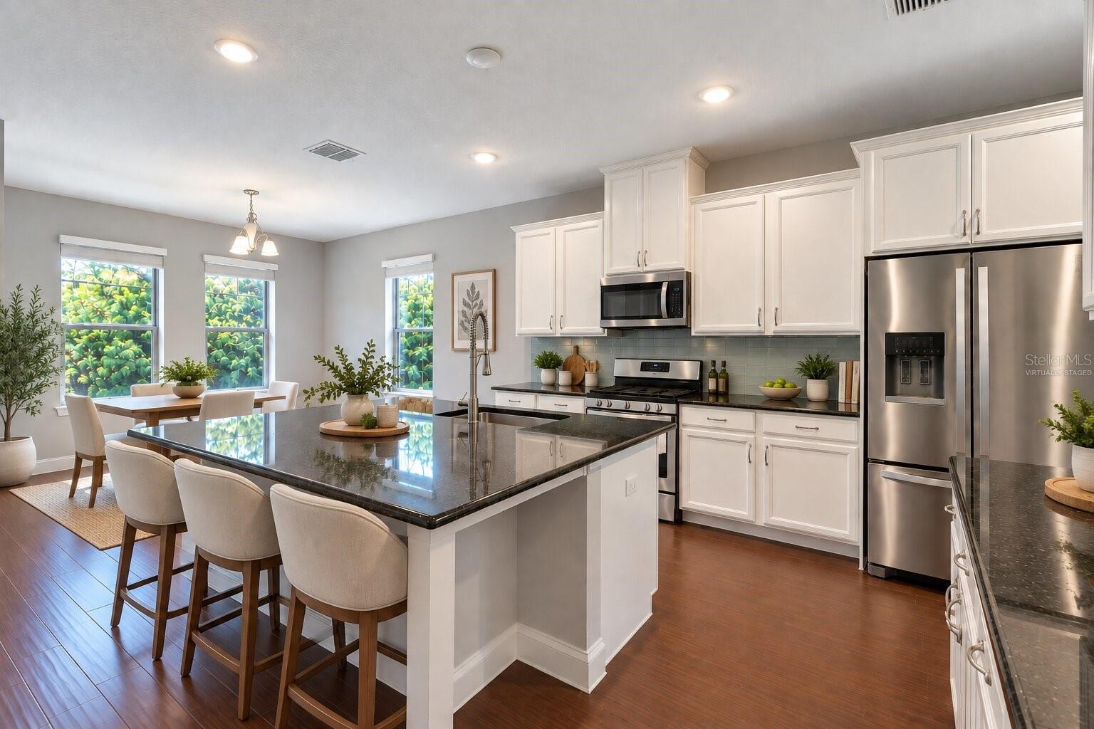 8524 VIVARO ISLE WAY