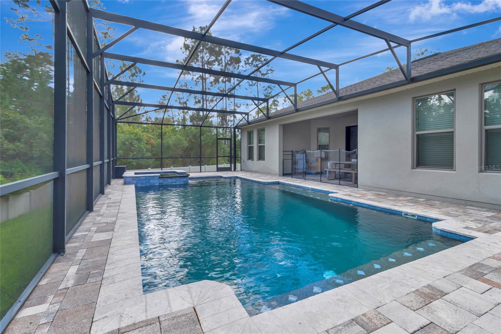 8524 VIVARO ISLE WAY