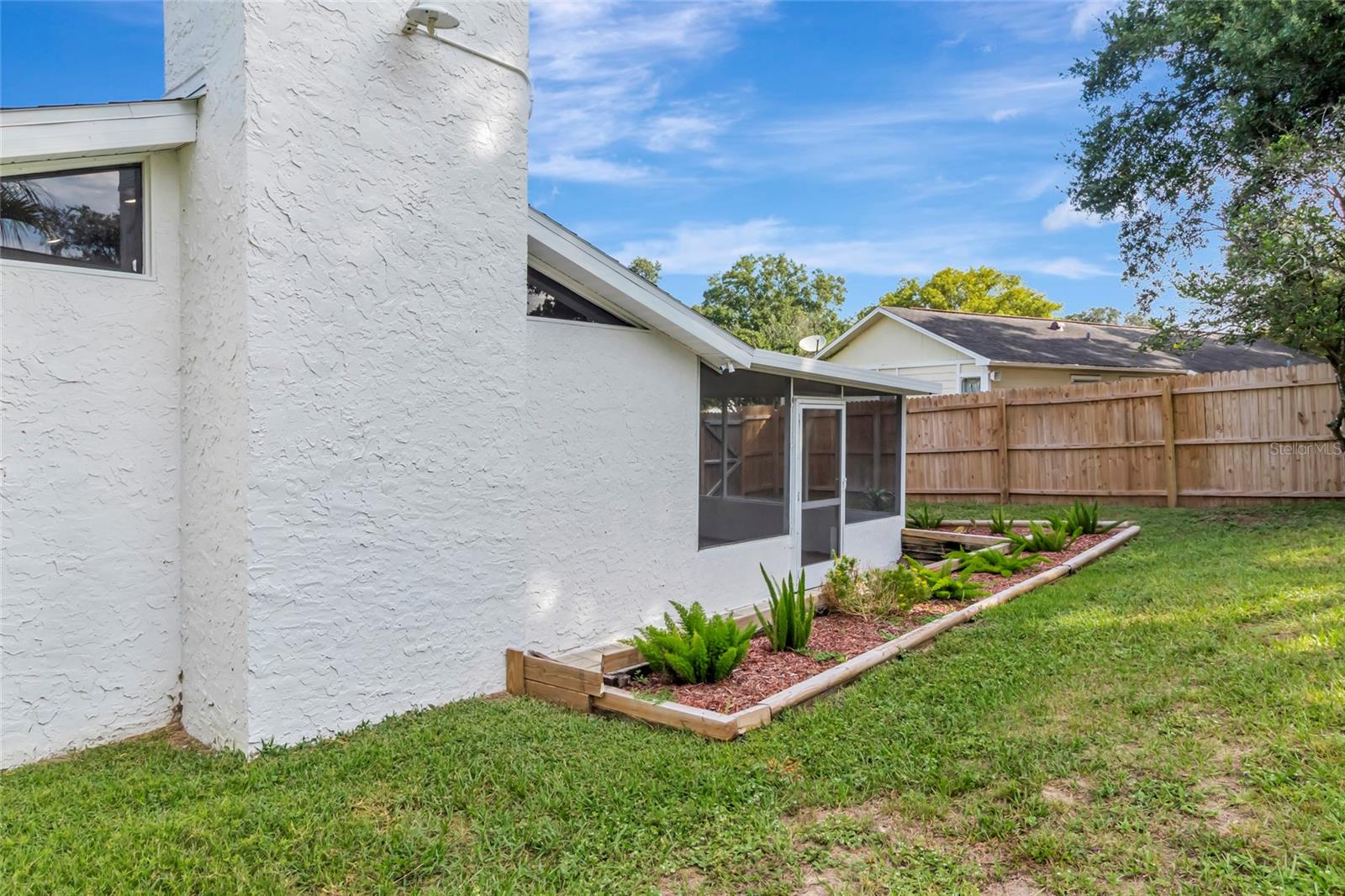 7126 CROOKED LAKE TRL