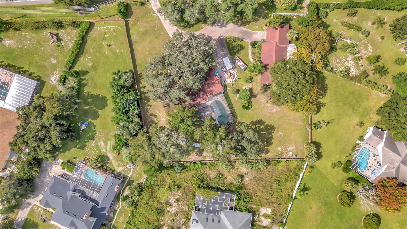 1351 MARKHAM WOODS RD