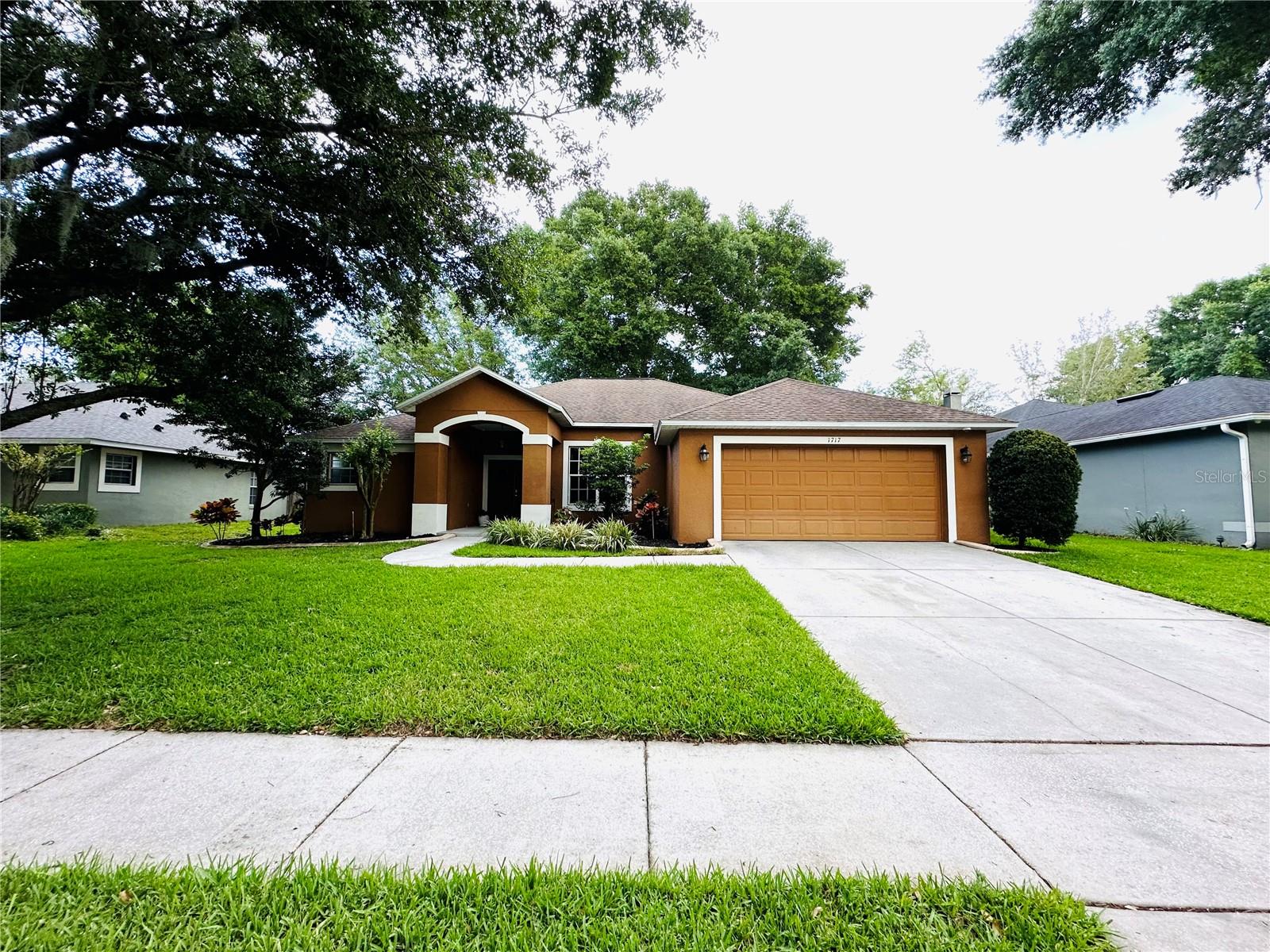 1717 LUCKY PENNIE WAY