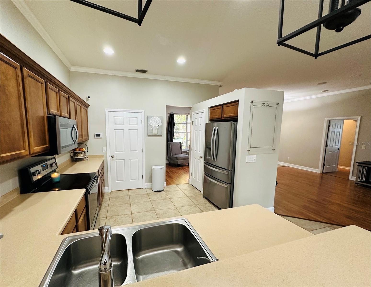 1717 LUCKY PENNIE WAY