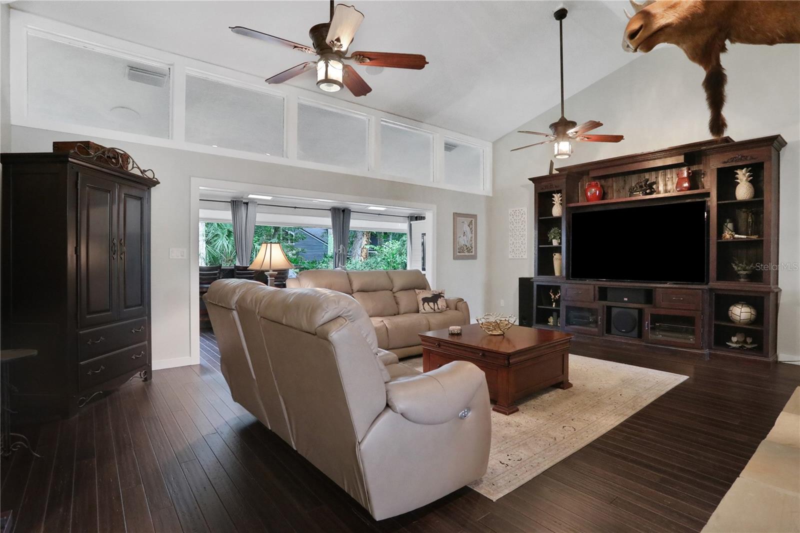 700 BEAR SHADOW CT