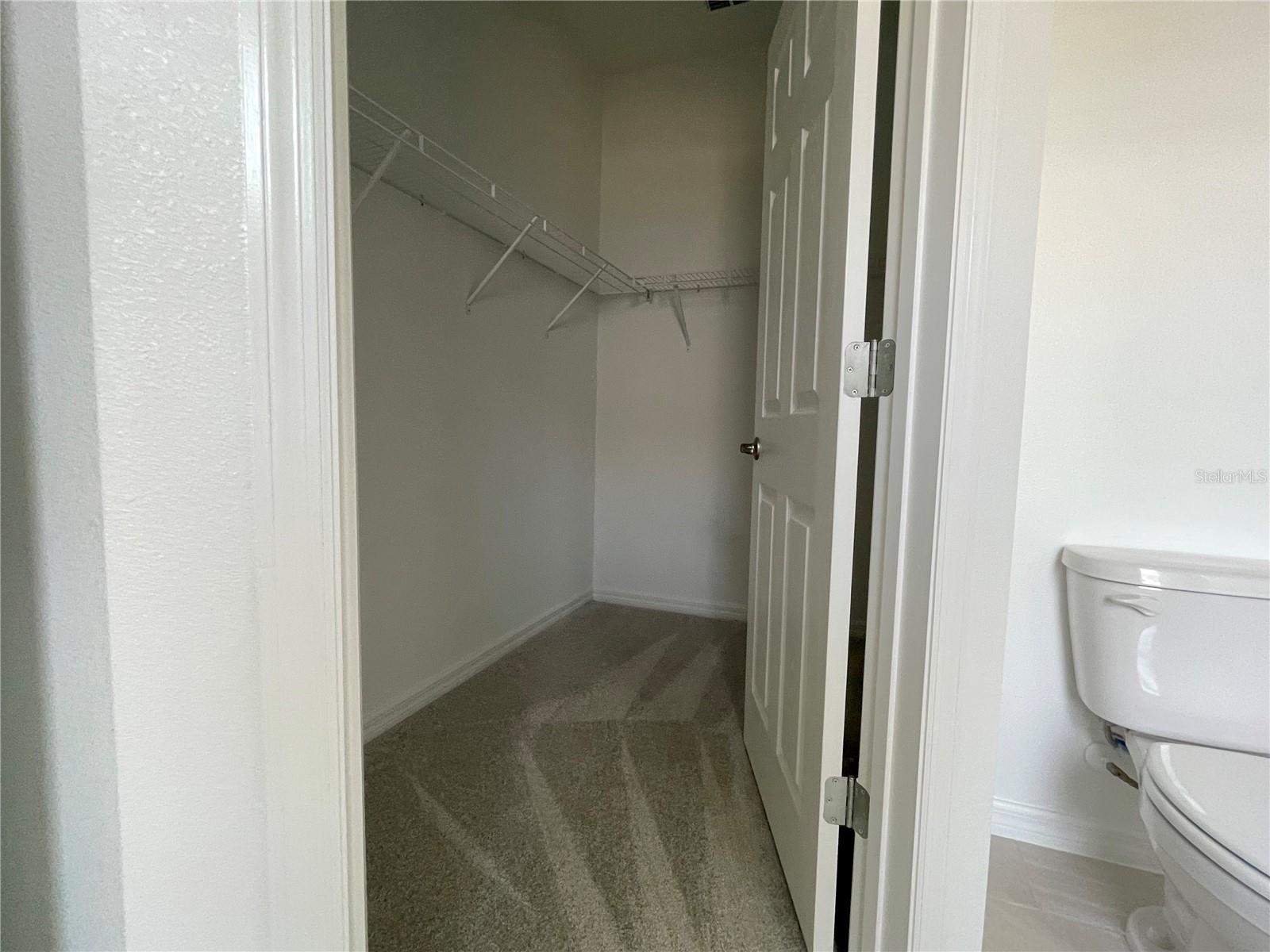 6977 BROAD WING LOOP