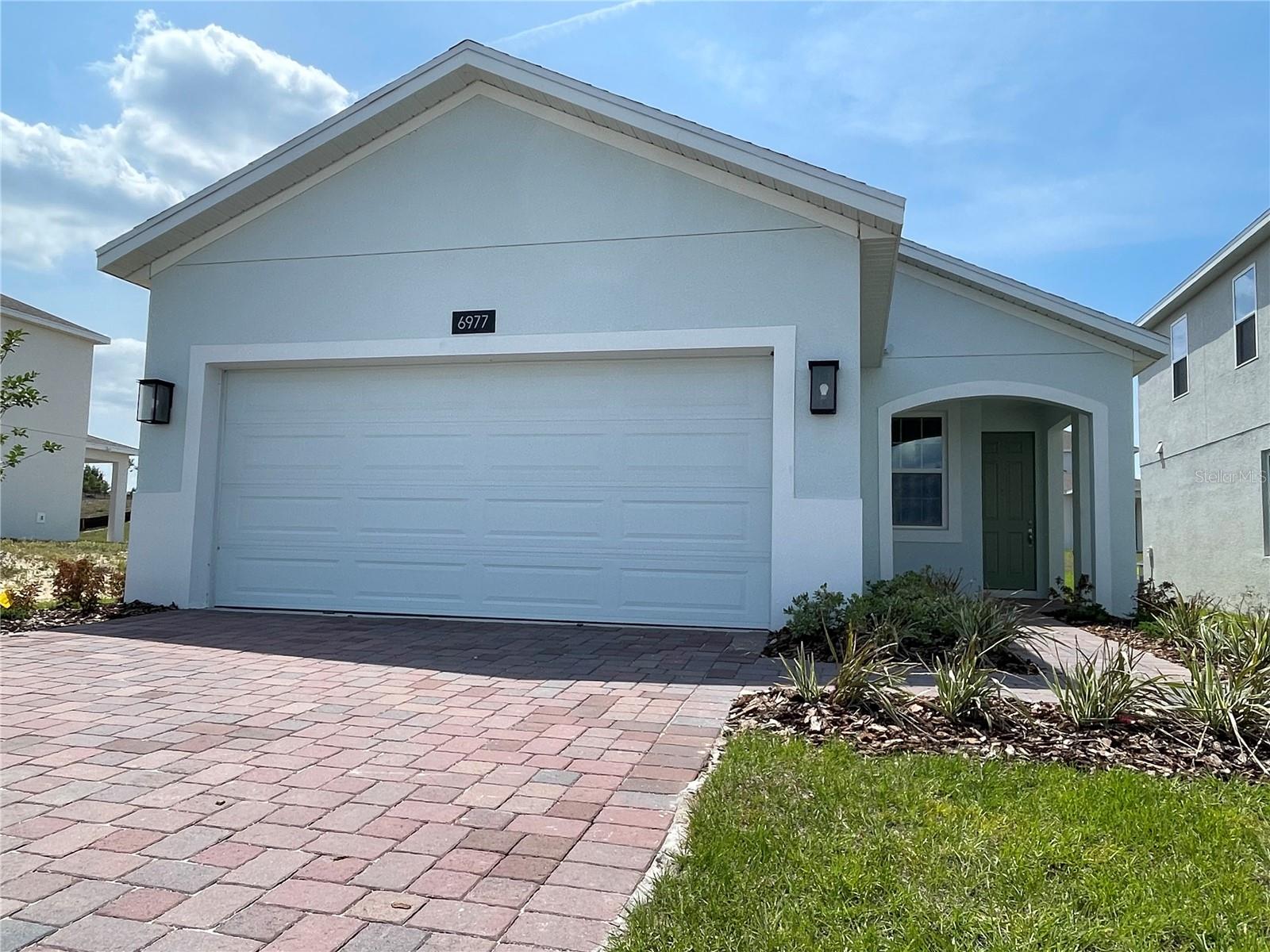 6977 BROAD WING LOOP