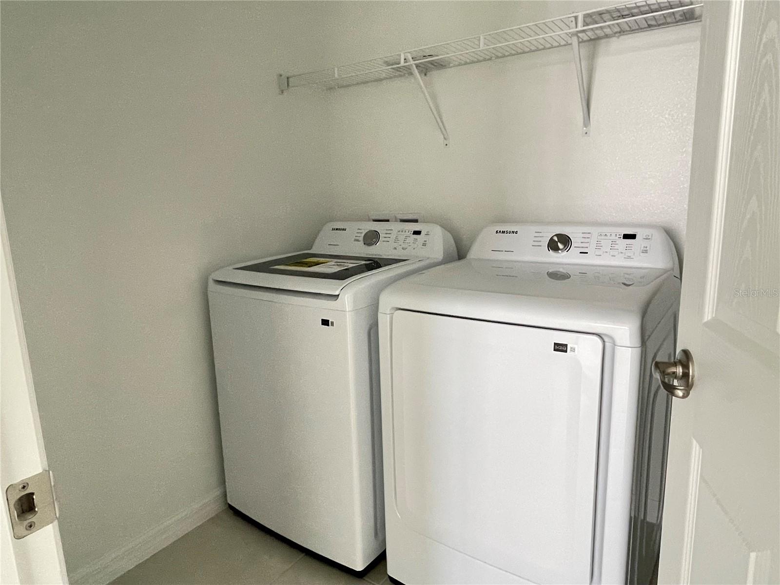 6977 BROAD WING LOOP