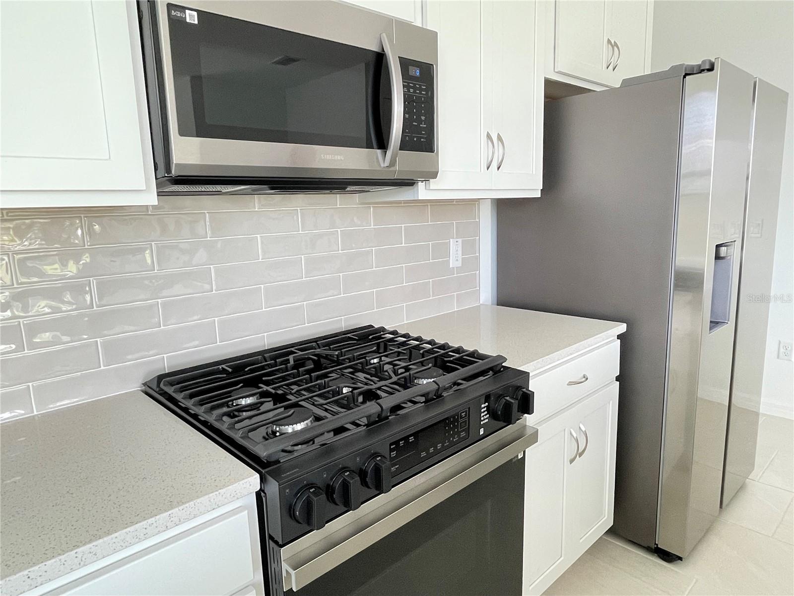 6977 BROAD WING LOOP