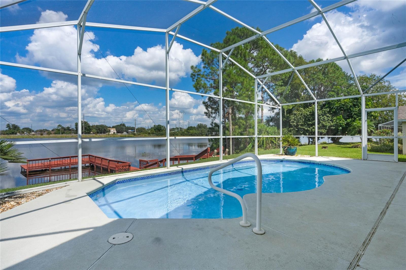 534 PINE LAKE VIEW DR