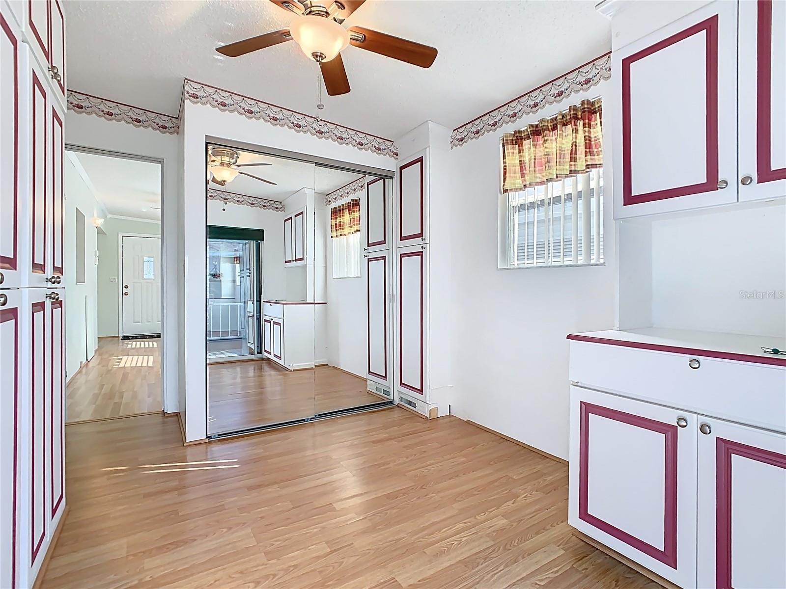 9000 US HWY 192 #733