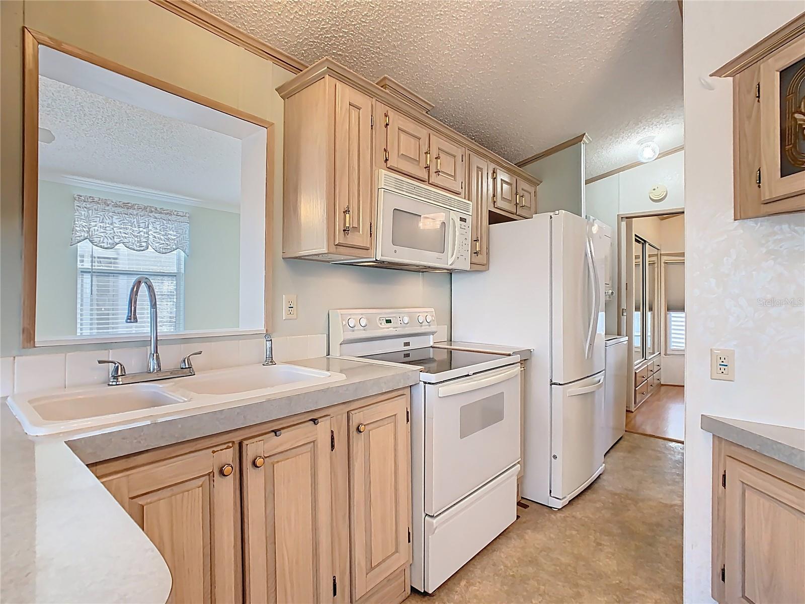 9000 US HWY 192 #733