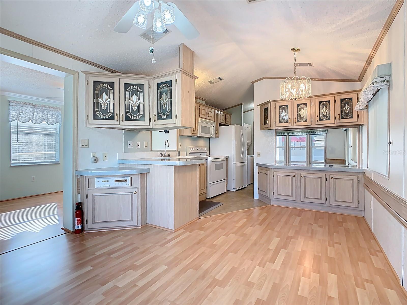 9000 US HWY 192 #733