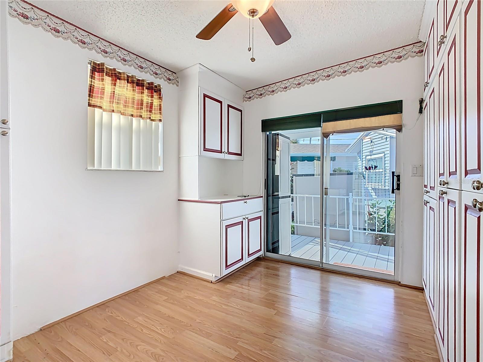 9000 US HWY 192 #733