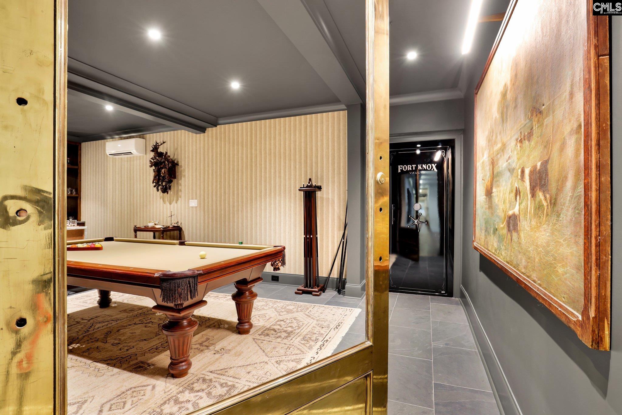 536 Yachting Road