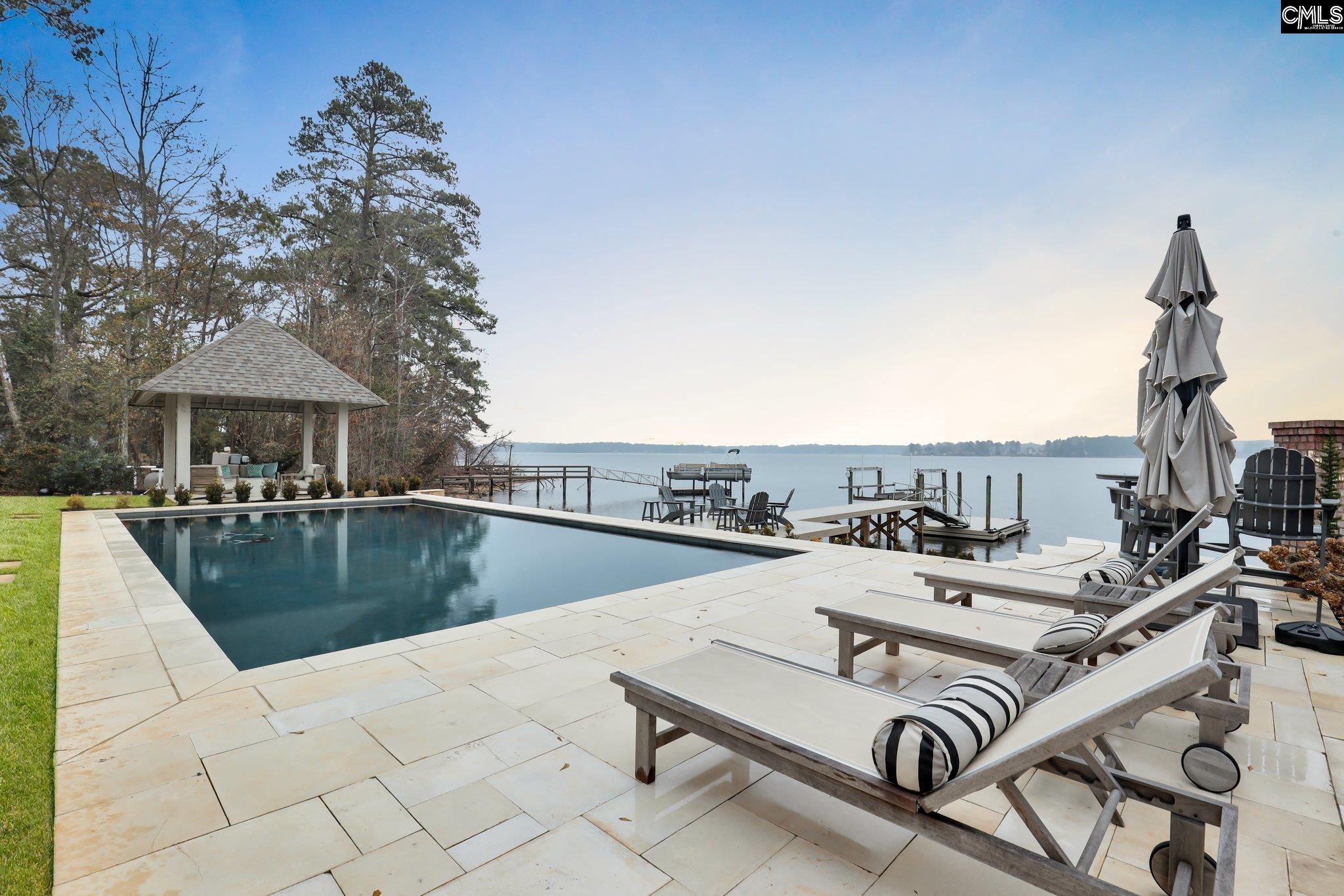 536 Yachting Road