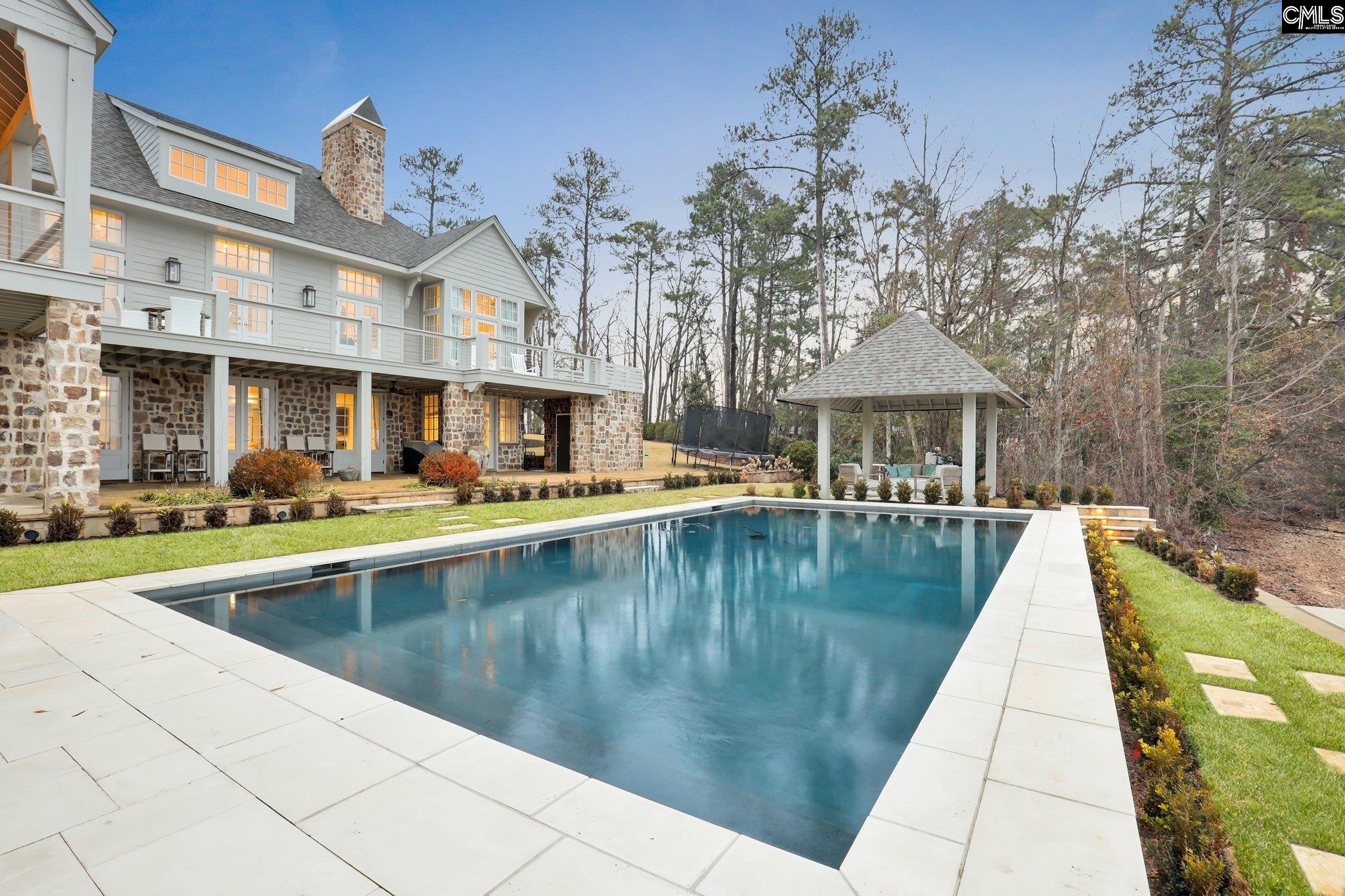 536 Yachting Road