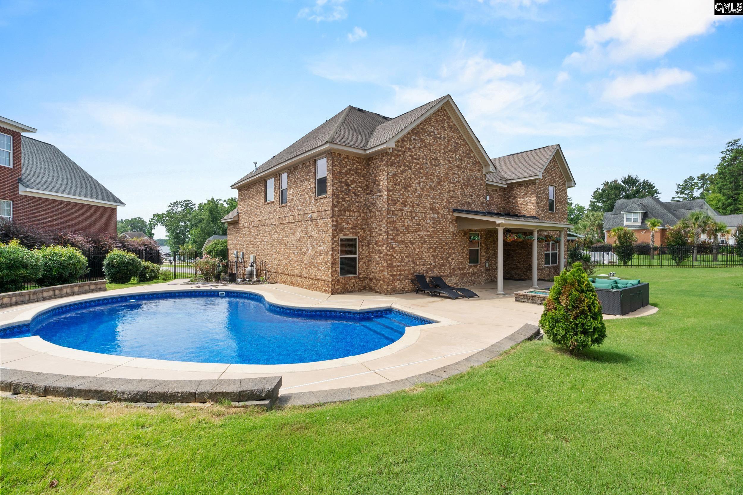 37 Crystal Harbor Court