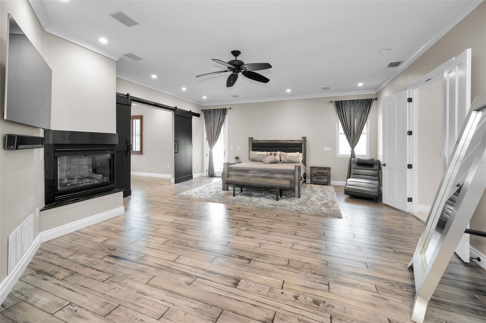 249 DOGWOOD TRCE