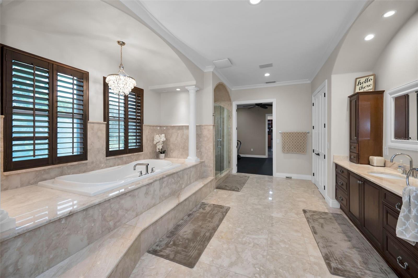 249 DOGWOOD TRCE