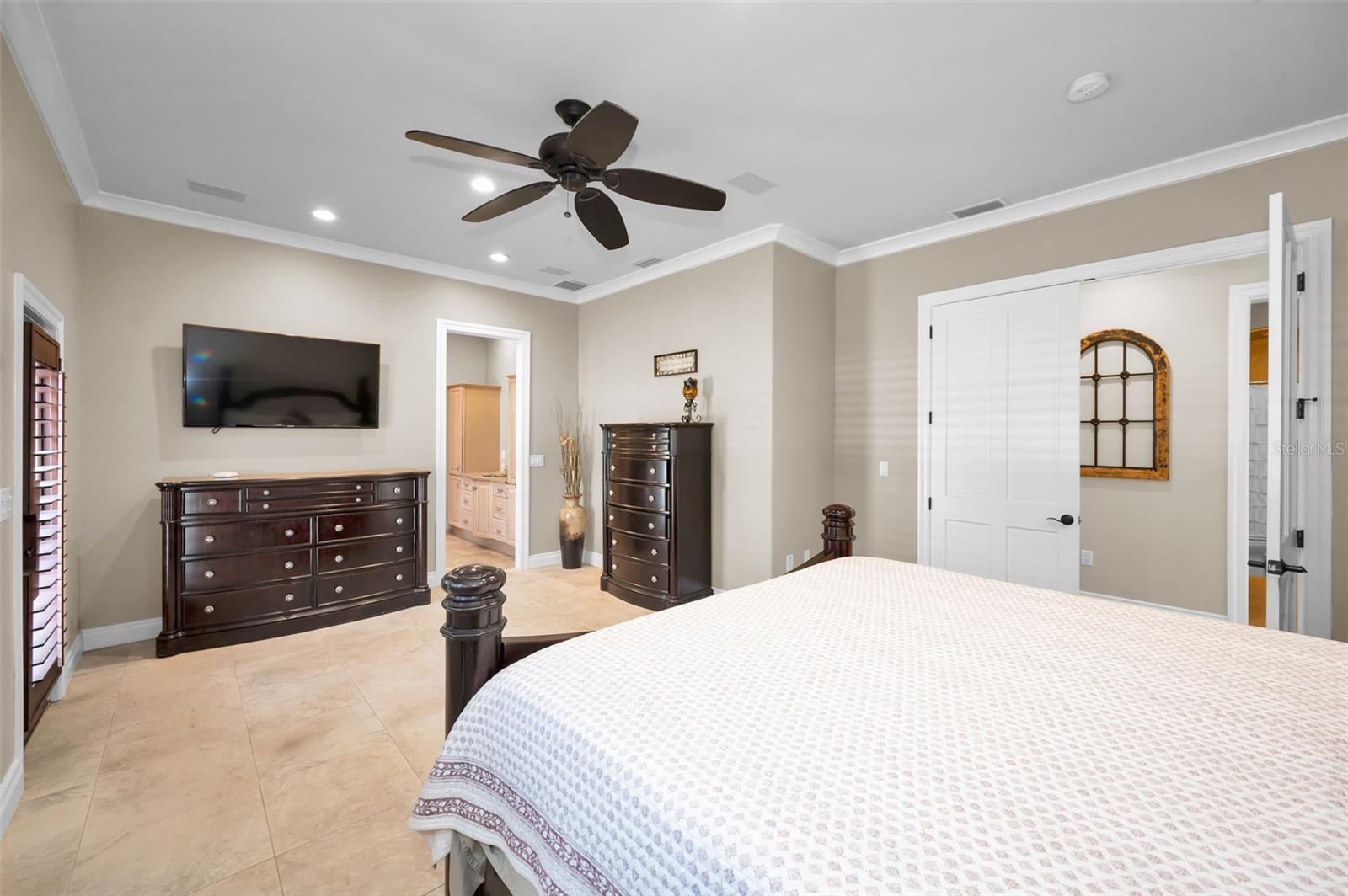 249 DOGWOOD TRCE