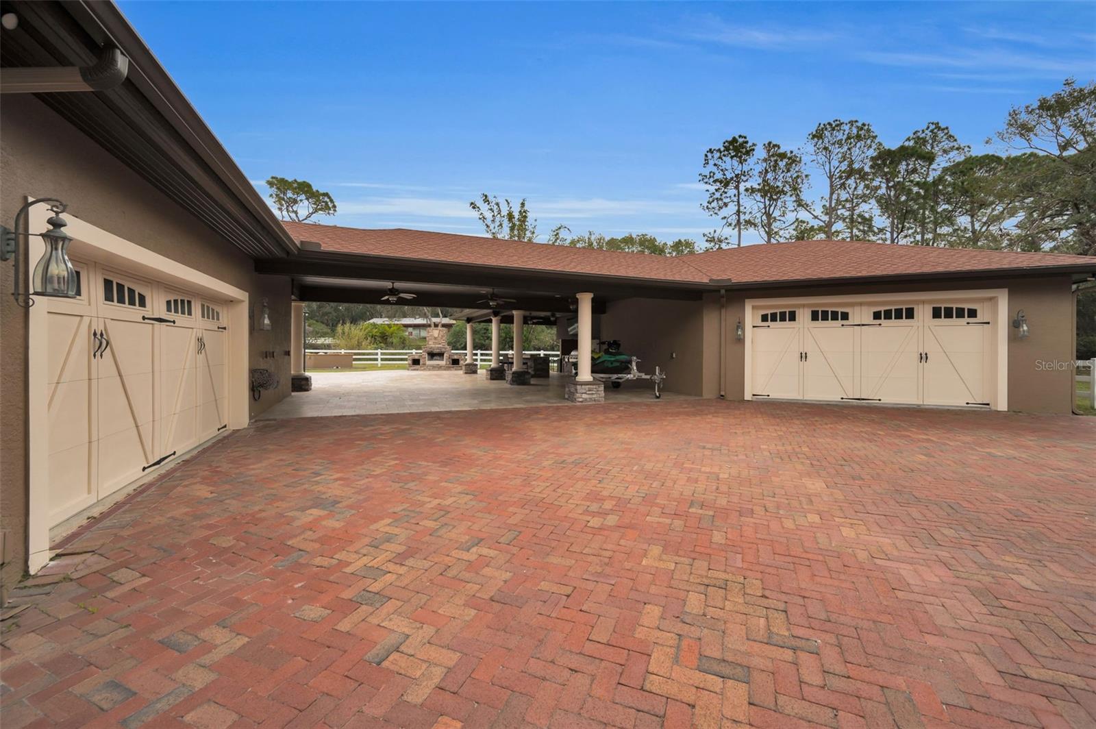 249 DOGWOOD TRCE