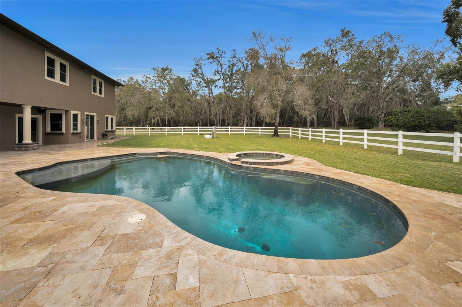 249 DOGWOOD TRCE