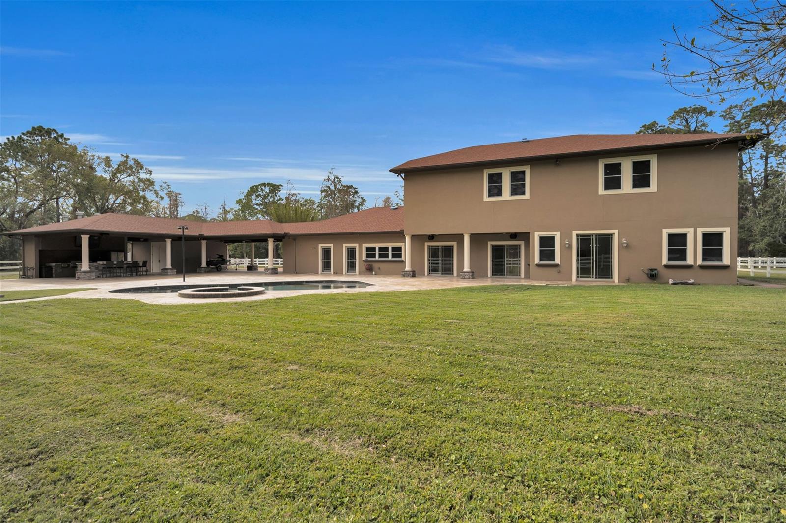 249 DOGWOOD TRCE