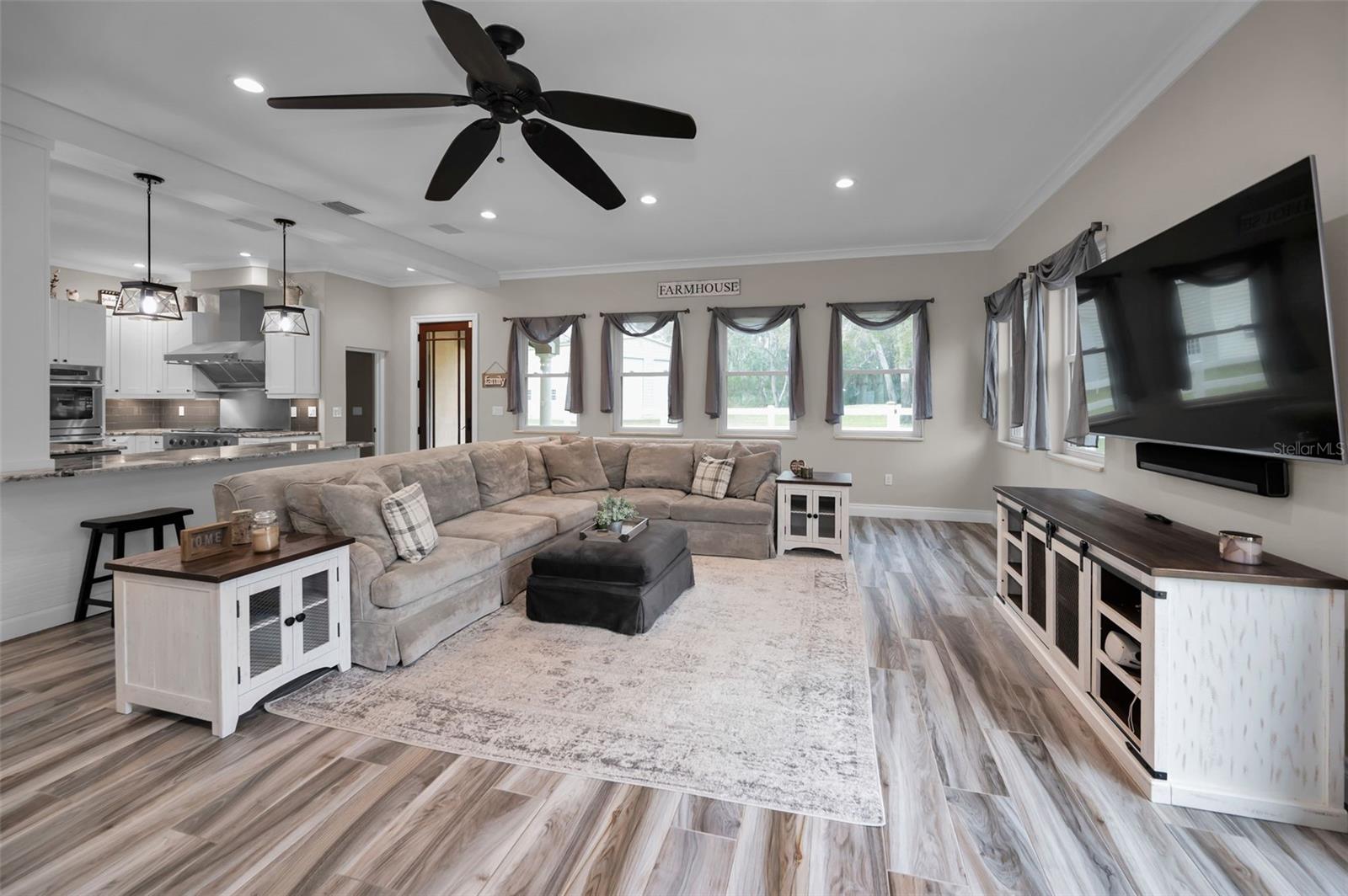 249 DOGWOOD TRCE
