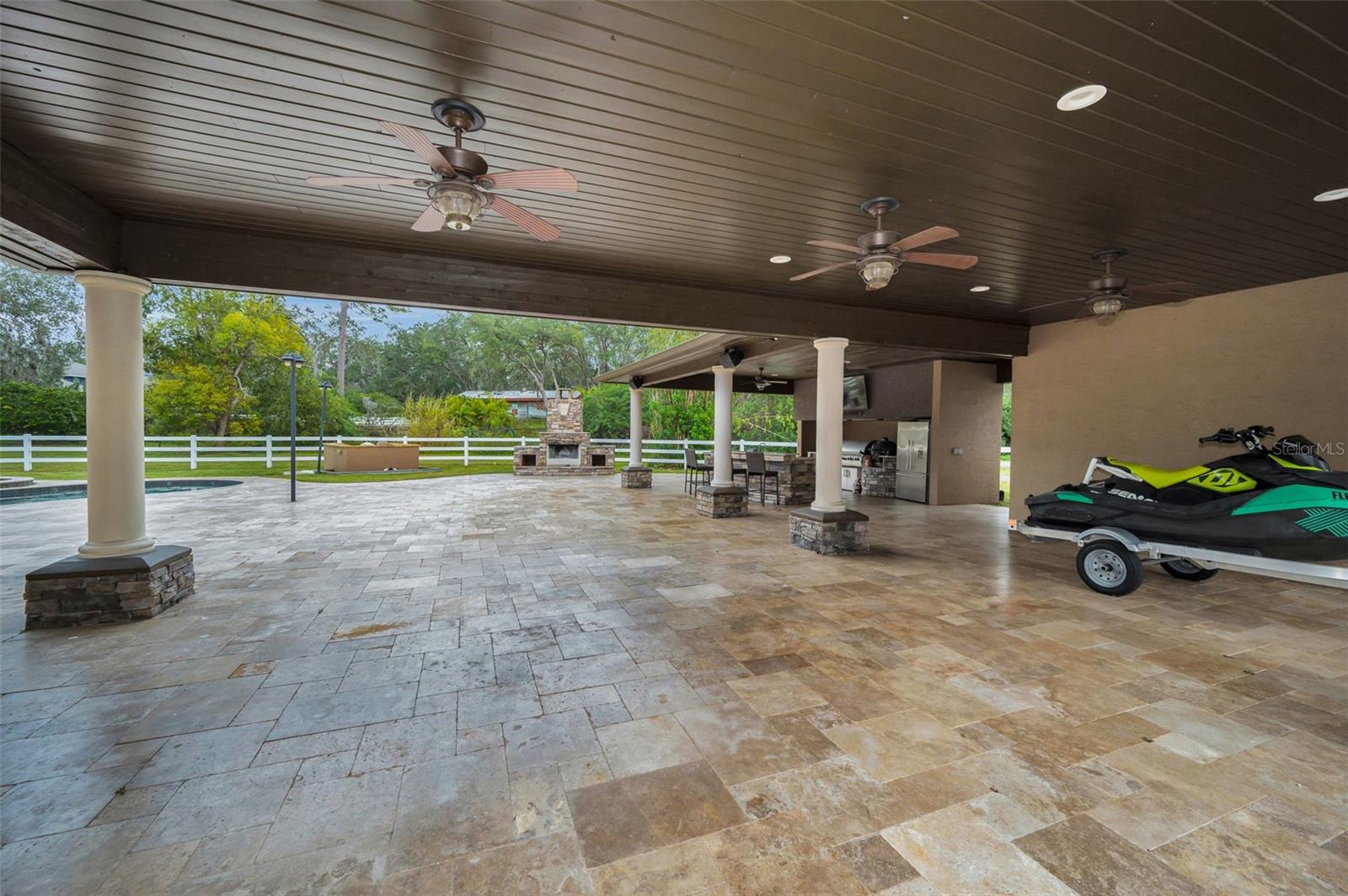 249 DOGWOOD TRCE