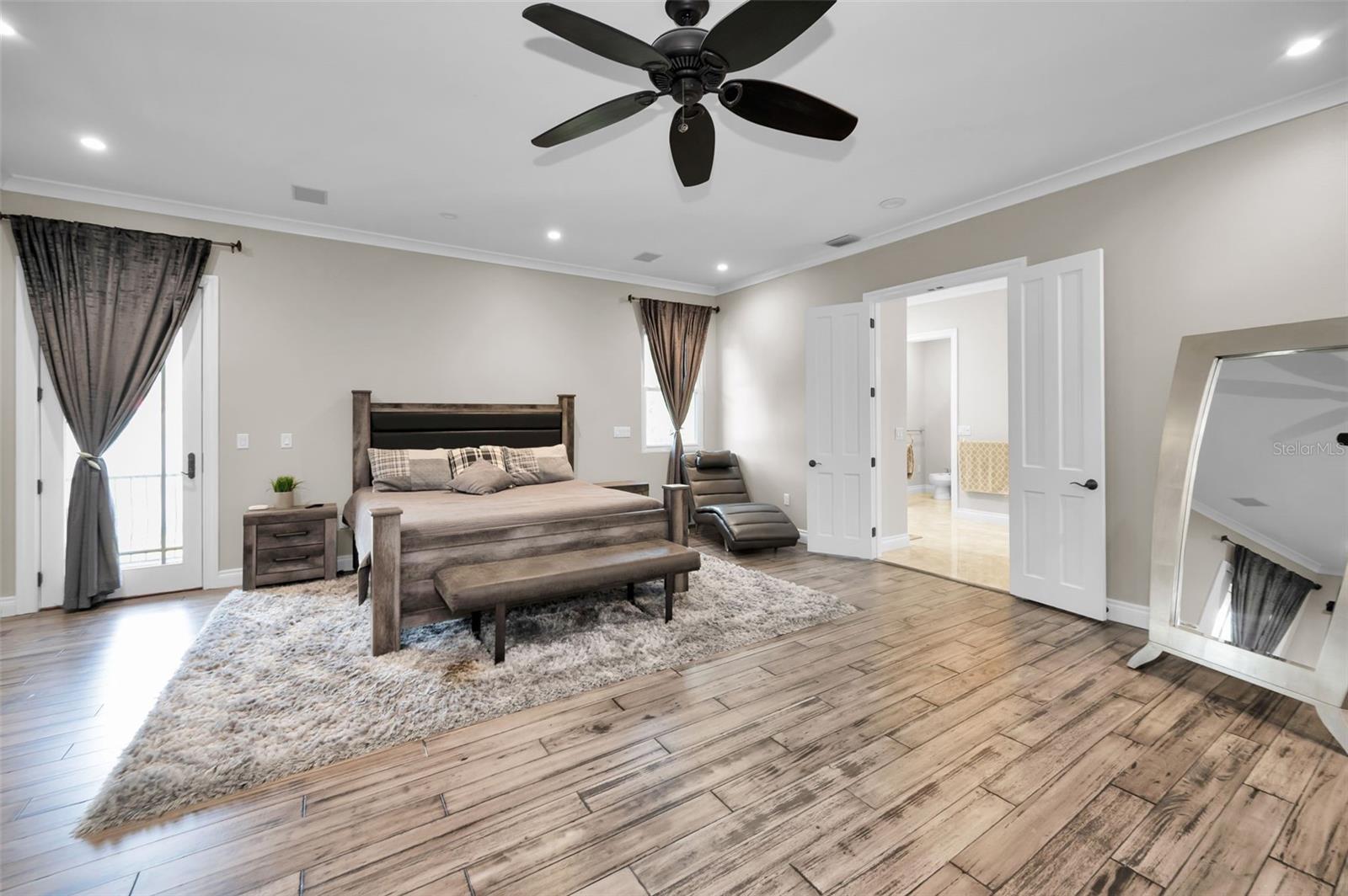 249 DOGWOOD TRCE