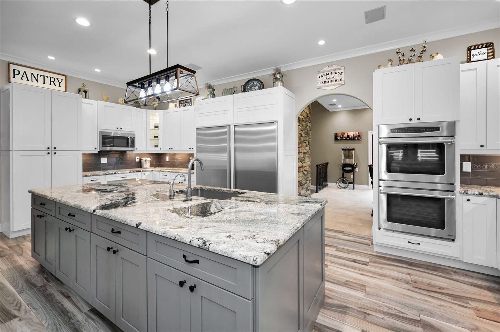 249 DOGWOOD TRCE