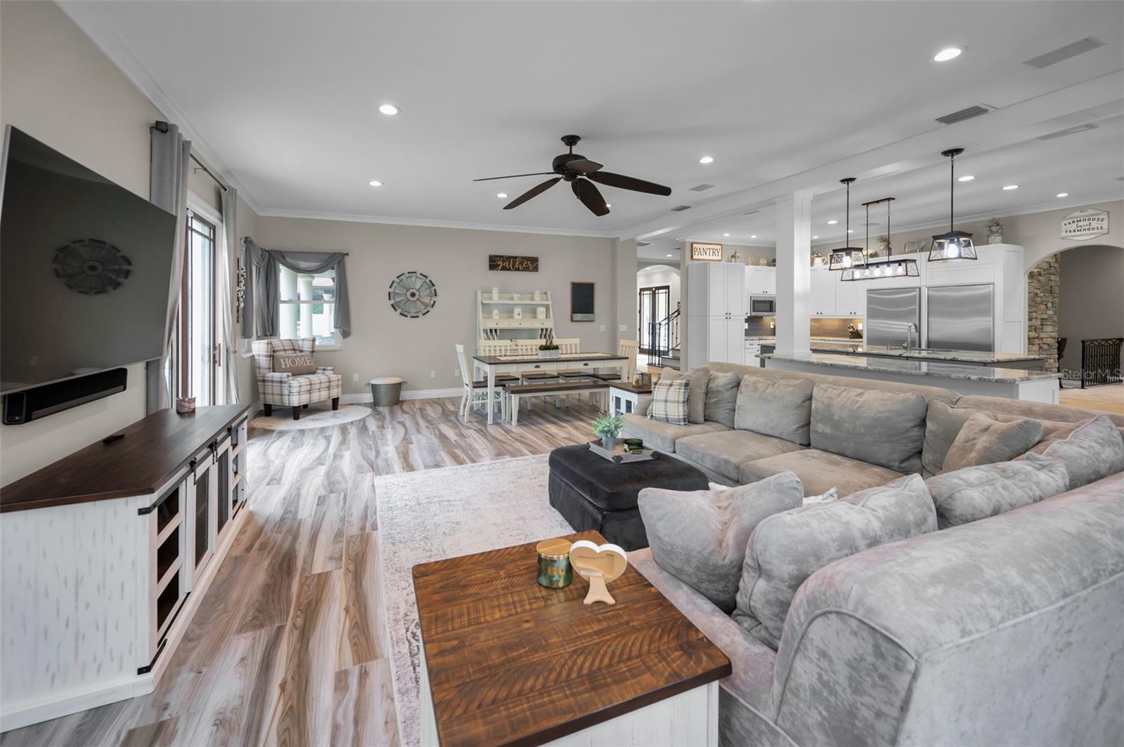 249 DOGWOOD TRCE