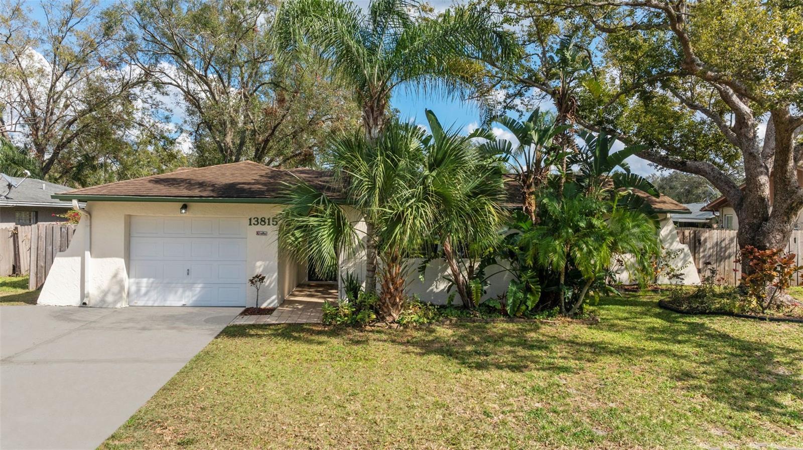 13815 CAPITOL DR