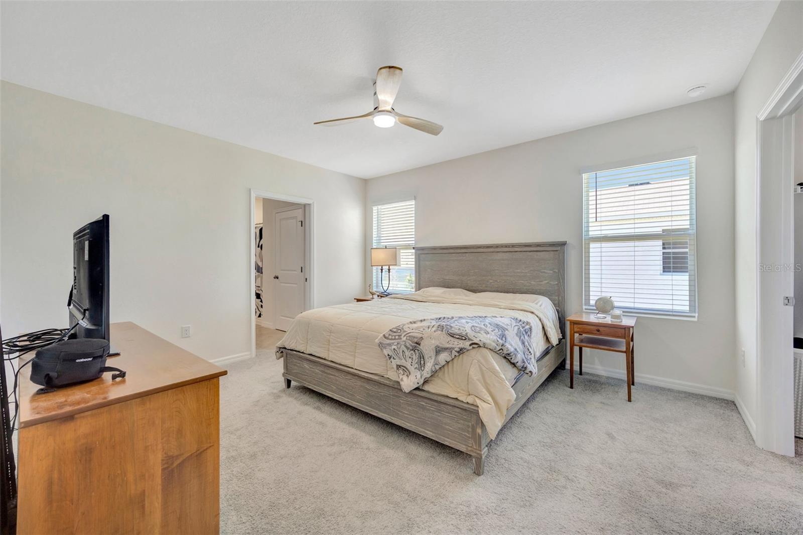 5758 HOLLINGWORTH TRL
