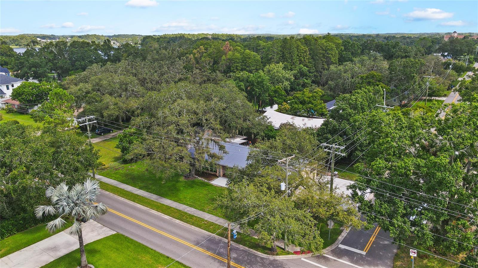 3011 LAKE ELLEN DR