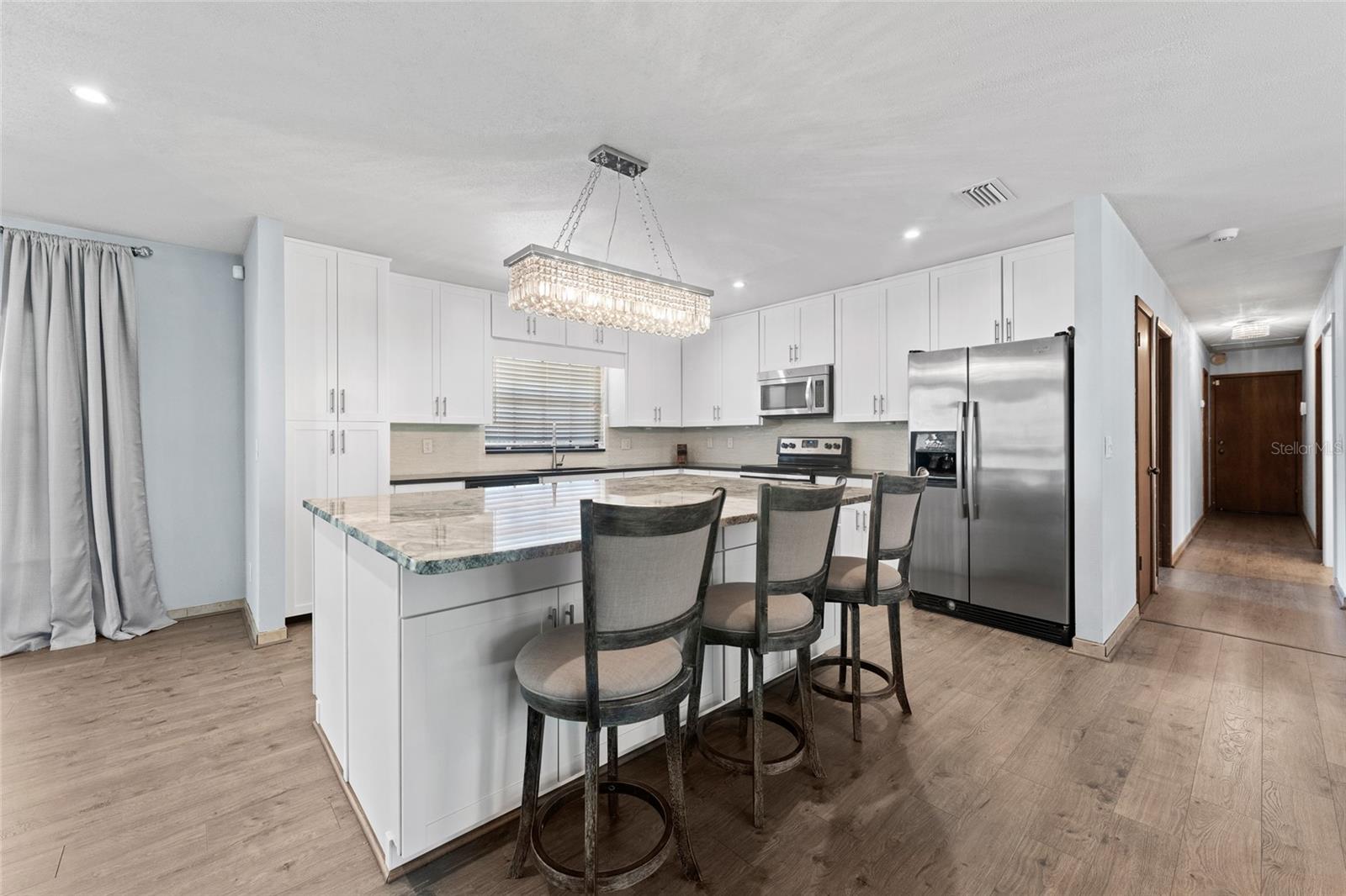 3011 LAKE ELLEN DR