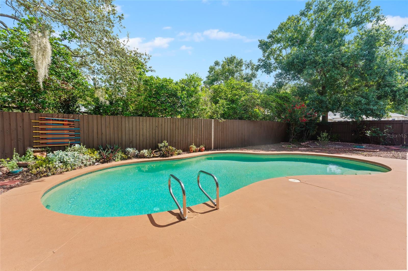3011 LAKE ELLEN DR