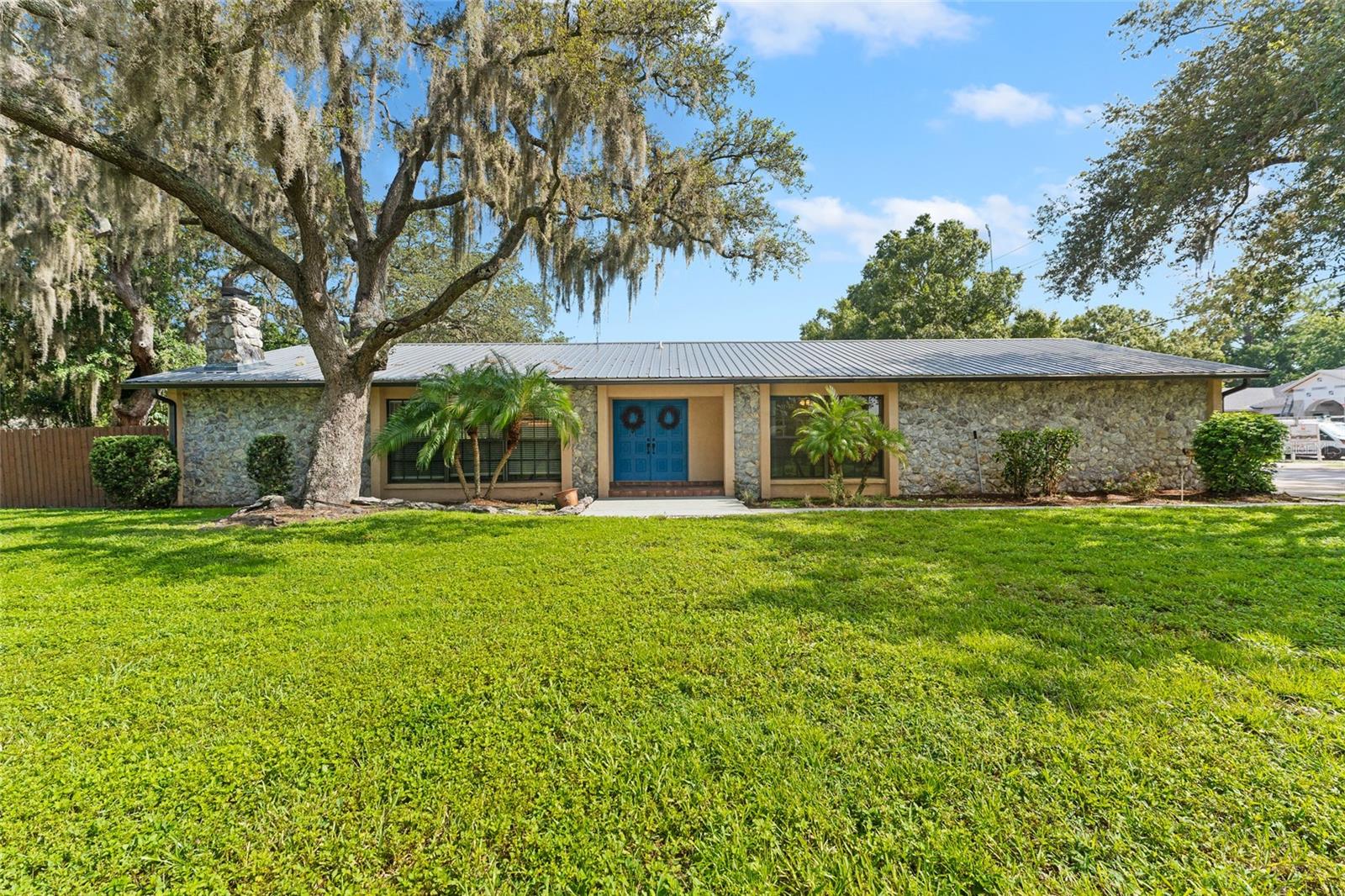 3011 LAKE ELLEN DR