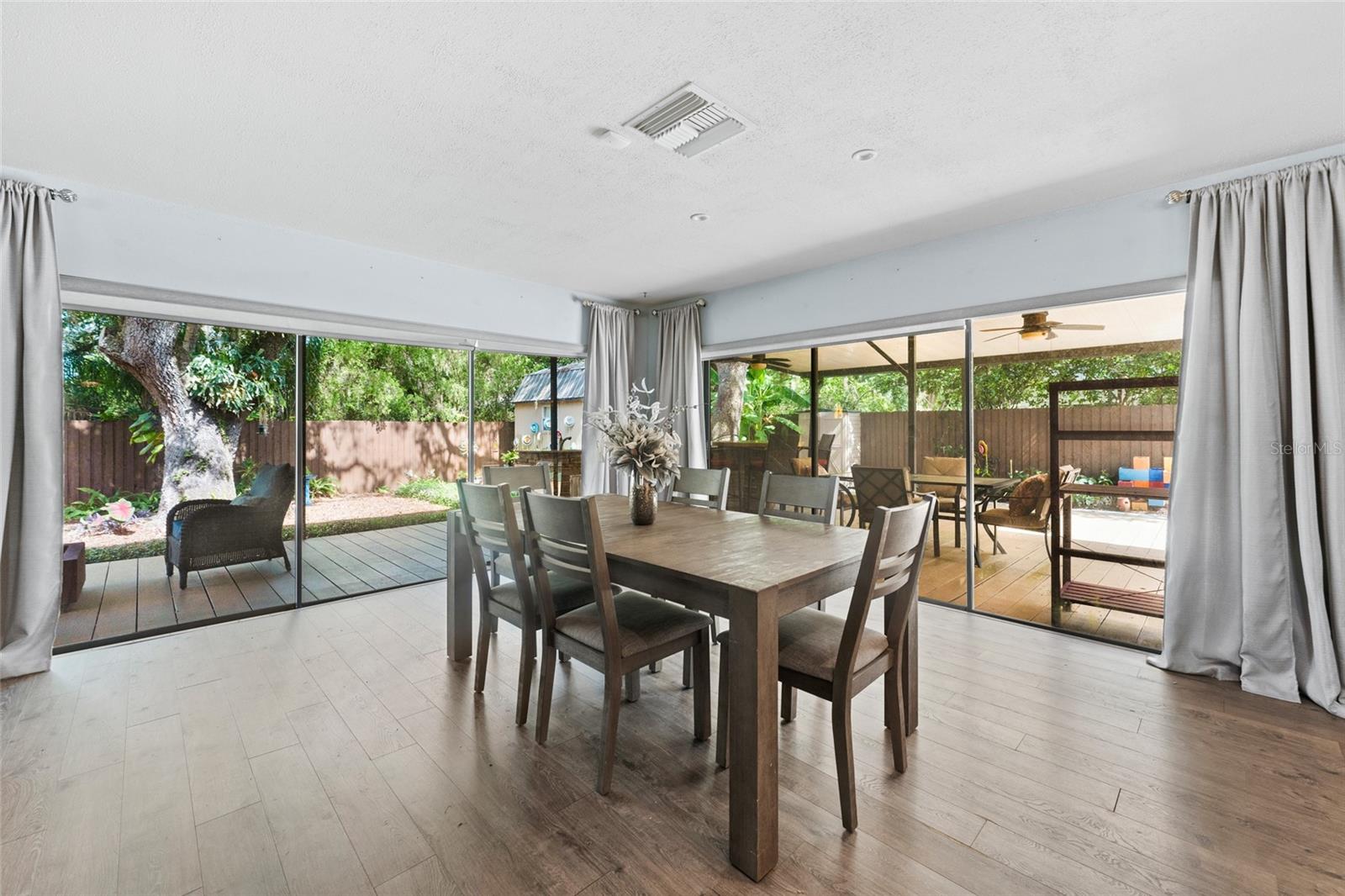 3011 LAKE ELLEN DR