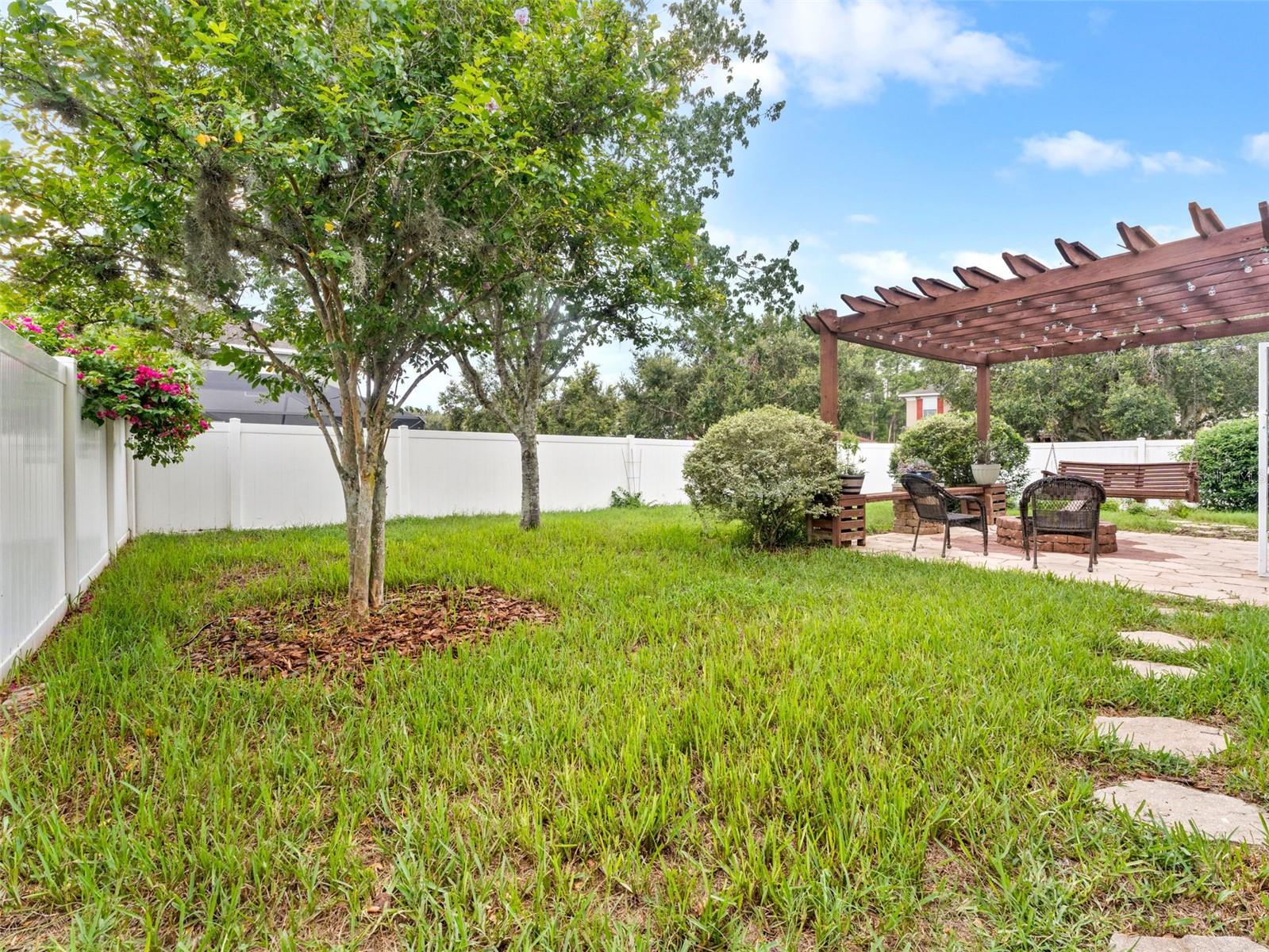 2914 CYPRESS BOWL RD