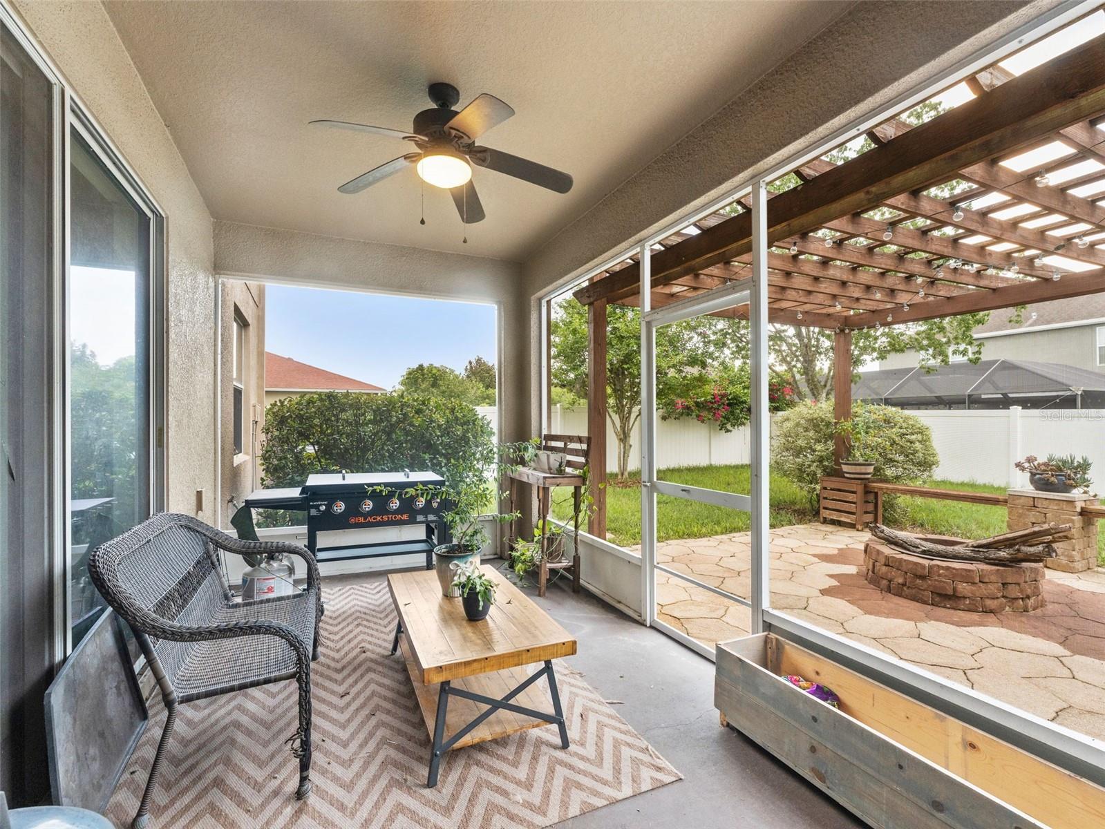 2914 CYPRESS BOWL RD