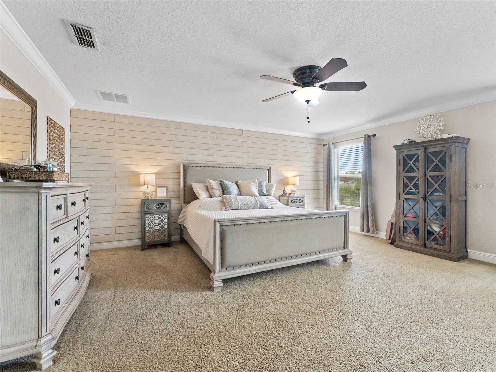 2914 CYPRESS BOWL RD